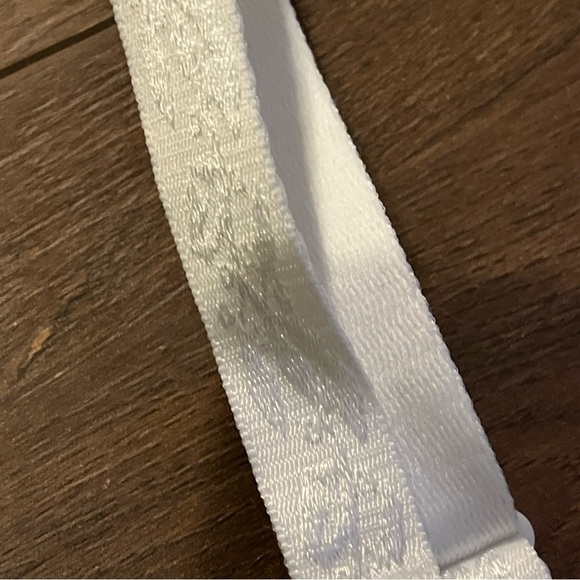 Playtex Bra Sheer Sexy Full Figure 2-Ply Lining Embroidered Style T006 White 42C - Picture 7 of 10